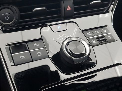 Used 2024 Subaru Solterra Touring w/ Touring Package image 32