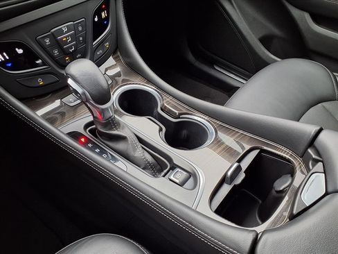 Used 2019 Buick Envision Essence image 20