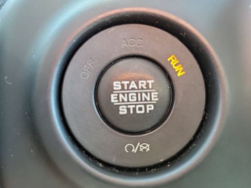 Used 2019 Jeep Wrangler Unlimited Rubicon AWD/4WD image 24