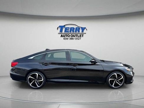 Used 2022 Honda Accord Sport image 1