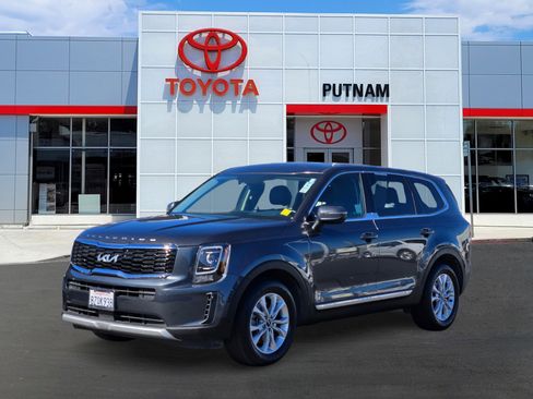 Used 2022 Kia Telluride LX image 8