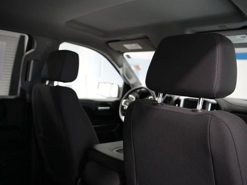 Used 2021 Chevrolet Silverado 1500 LT w/ Z71 Off-Road Package image 18