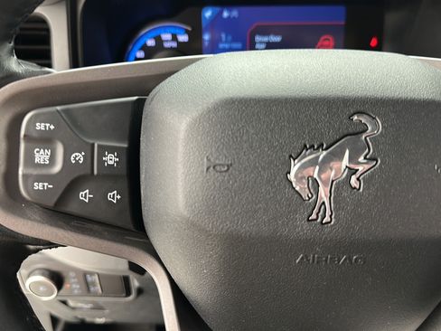 Used 2023 Ford Bronco Big Bend w/ Sasquatch Package AWD/4WD image 18