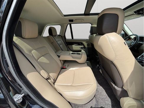 Used 2019 Land Rover Range Rover HSE AWD/4WD image 48