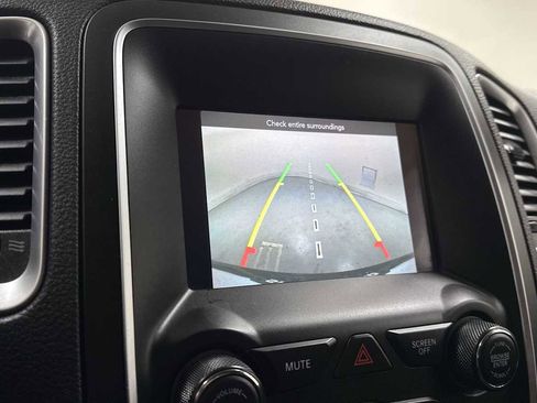 Used 2020 Dodge Durango SXT image 19