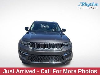 Used 2022 Jeep Grand Cherokee Limited AWD/4WD video 1
