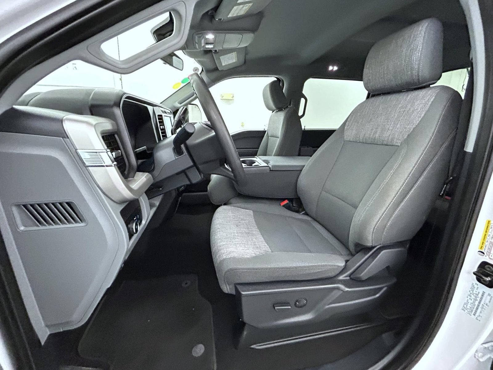 Used 2025 Ford F350 XLT AWD/4WD image 12