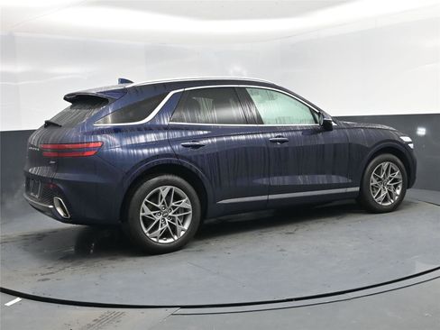 Used 2025 Genesis GV70 2.5T image 4