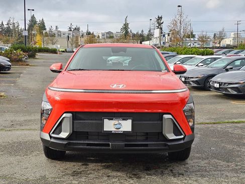 New 2026 Hyundai Kona SE image 2
