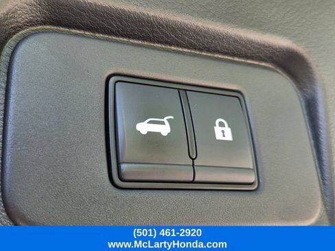Used 2025 Nissan Rogue SV FWD image 15