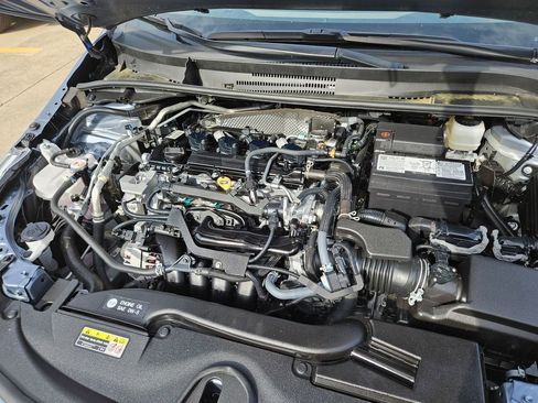 Used 2025 Toyota Corolla LE FWD image 23