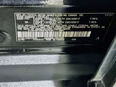 Used 2021 Toyota RAV4 LE FWD image 12