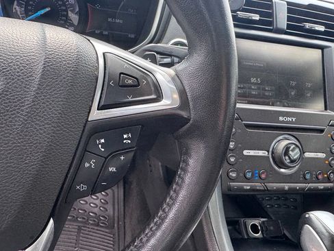 Used 2016 Ford Fusion Titanium FWD image 16