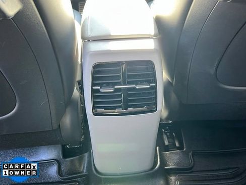 Used 2024 Kia Niro Wave w/ Wave Preserve Package FWD image 13