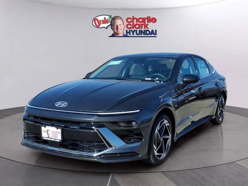 New 2026 Hyundai Sonata SEL image 1