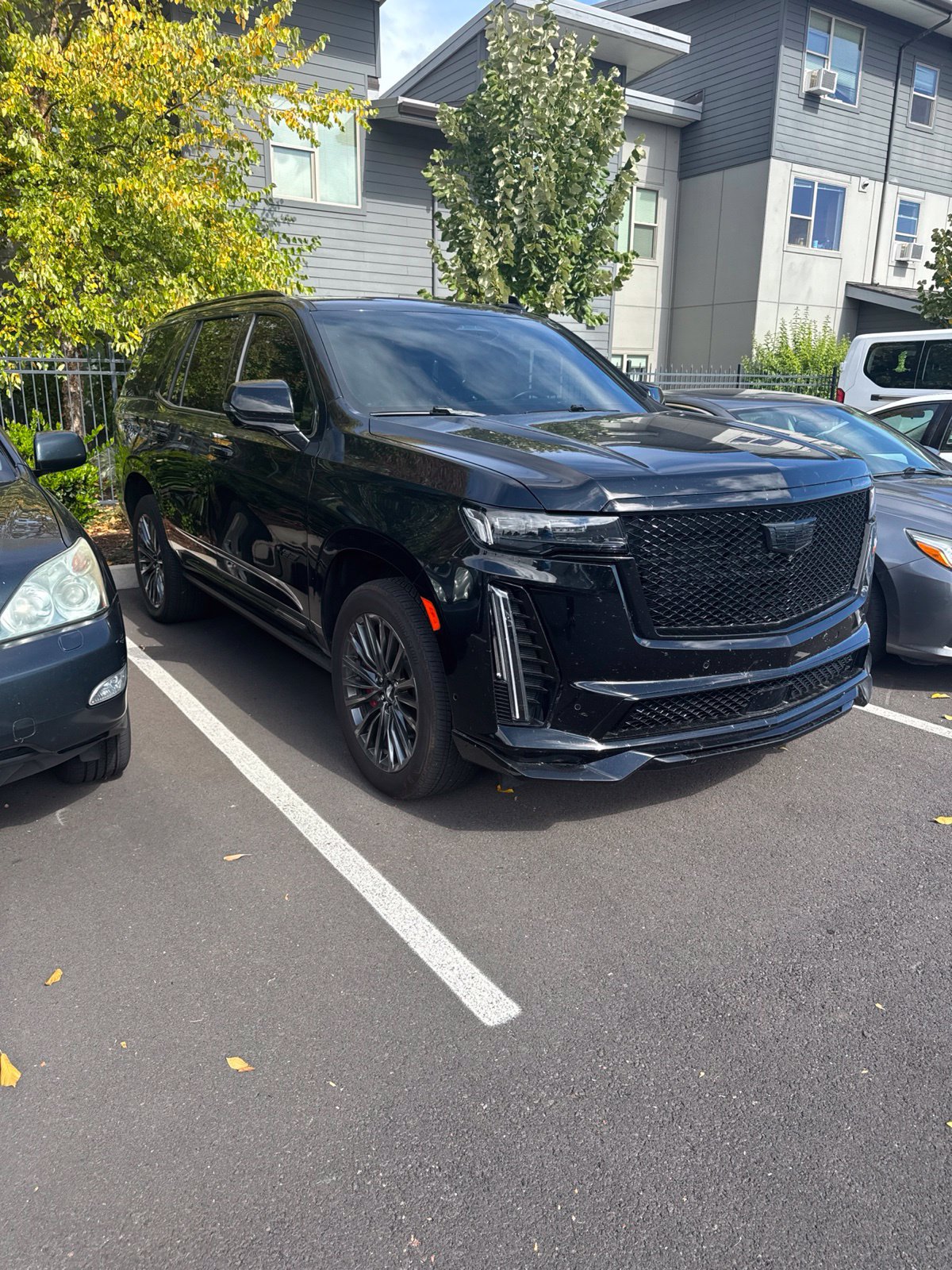 Used 2024 Cadillac Escalade V w/ LPO, Floor Liner Package AWD/4WD image 2