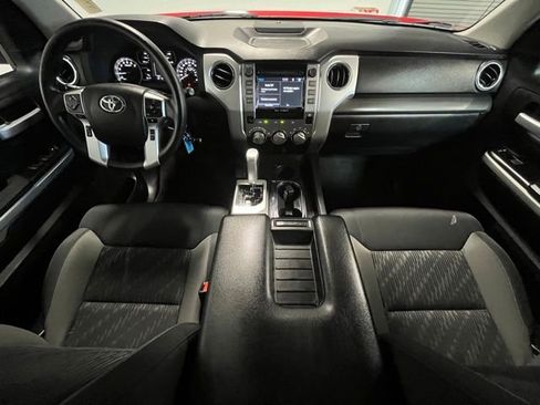 Used 2018 Toyota Tundra SR5 w/ SR5 Upgrade Package RWD image 17