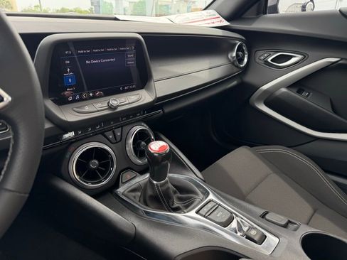 Used 2019 Chevrolet Camaro SS w/ LPO, Ground Effects Package image 26