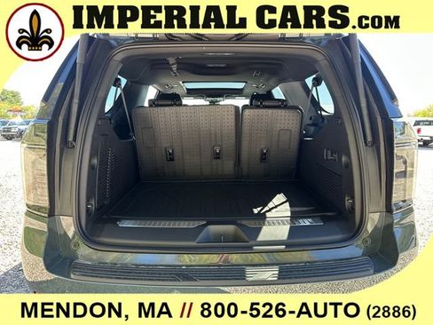 New 2026 Chevrolet Suburban RST w/ Comfort Package AWD/4WD image 11