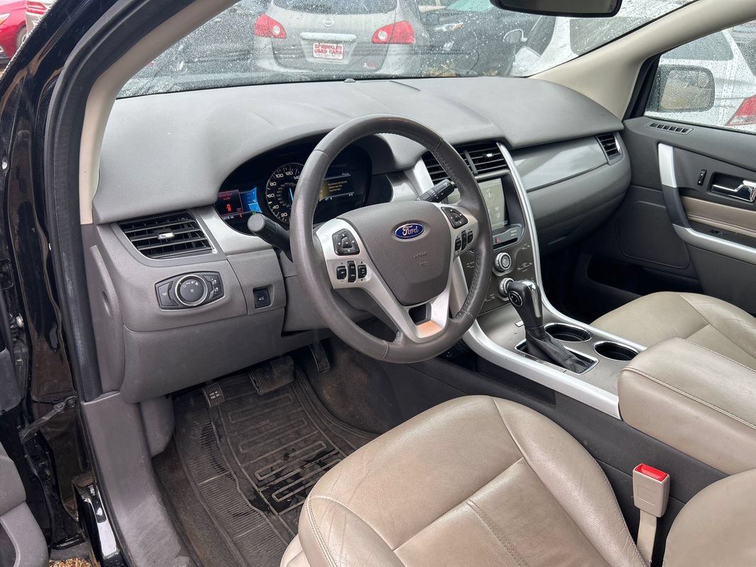 Used 2013 Ford Edge SEL AWD/4WD image 2