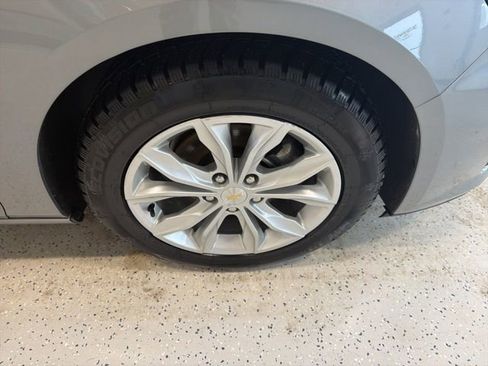 Used 2024 Chevrolet Malibu LT image 9