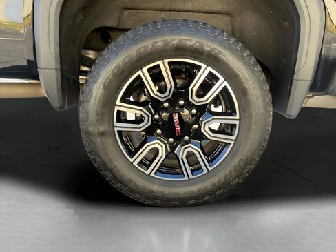 Used 2022 GMC Sierra 2500 AT4 w/ Gooseneck/5TH Wheel Package image 15