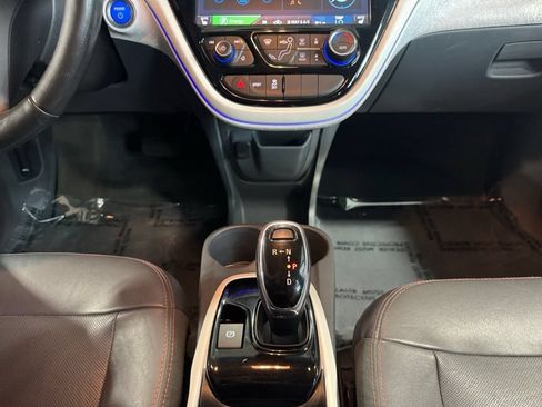 Used 2017 Chevrolet Bolt Premier FWD image 17