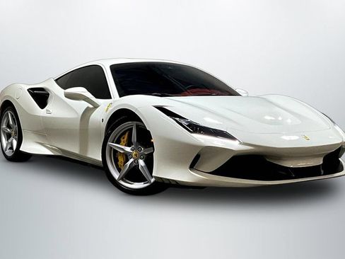 Used 2021 Ferrari F8 Tributo RWD image 1