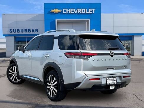 Used 2023 Nissan Pathfinder Platinum AWD/4WD image 3