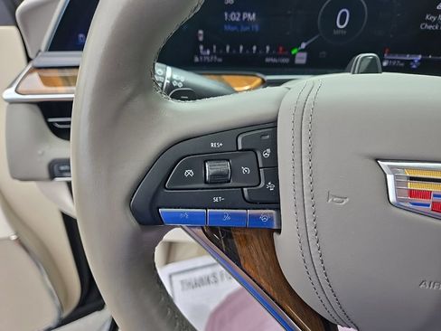 Certified 2024 Cadillac Escalade Sport Platinum w/ LPO, Floor Liner Package AWD/4WD image 19