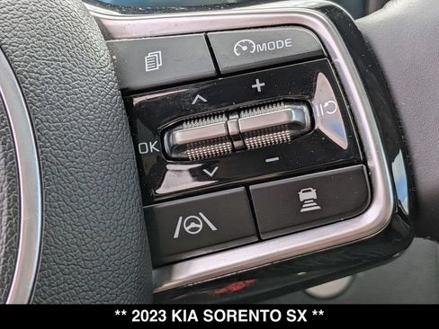 Used 2023 Kia Sorento SX AWD/4WD image 8