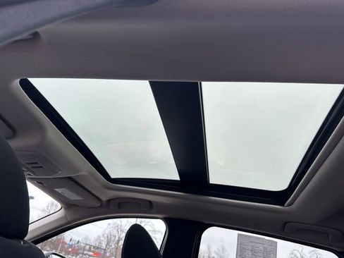 Used 2026 Nissan Kicks SV w/ SV Premium Package image 7