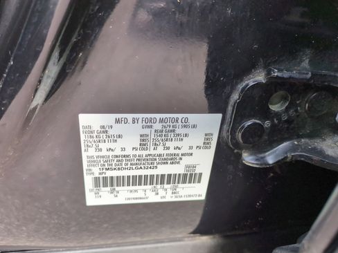 Certified 2020 Ford Explorer XLT w/ Equipment Group 202A image 40