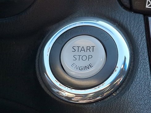 Used 2015 INFINITI Q70 3.7 w/ Sport Package image 24