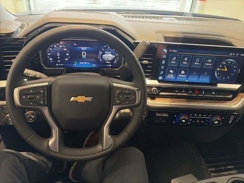 New 2026 Chevrolet Silverado 1500 LT AWD/4WD image 15