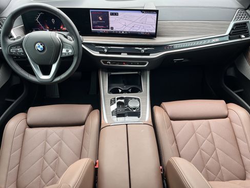 Used 2026 BMW X5 xDrive40i image 3