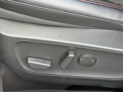 Used 2024 Ford Escape ST-Line w/ Tech Pack #1 AWD/4WD image 7