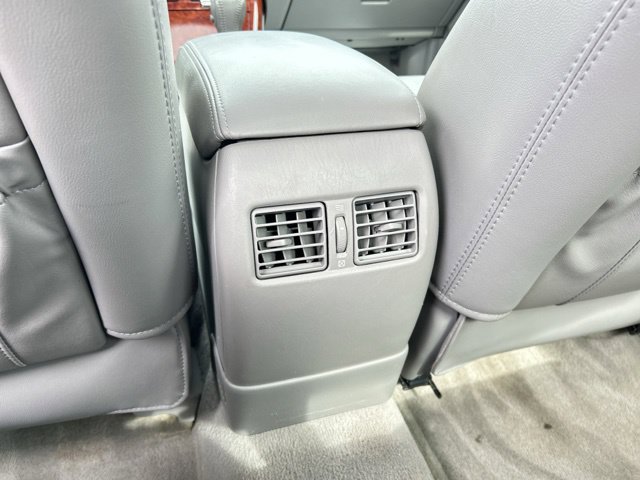Used 2005 Toyota Camry XLE w/ VSC & Side Airbag Pkg FWD image 22