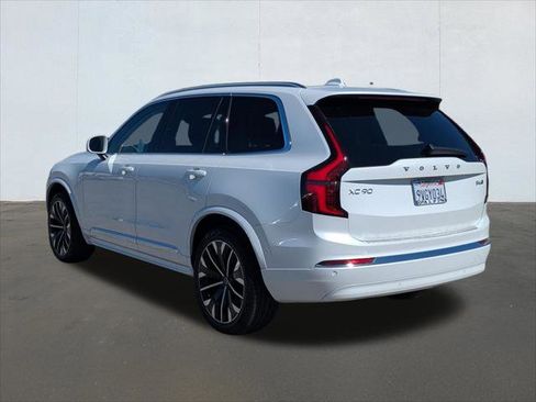 Used 2025 Volvo XC90 B6 Plus w/ Protection Package Premier image 3