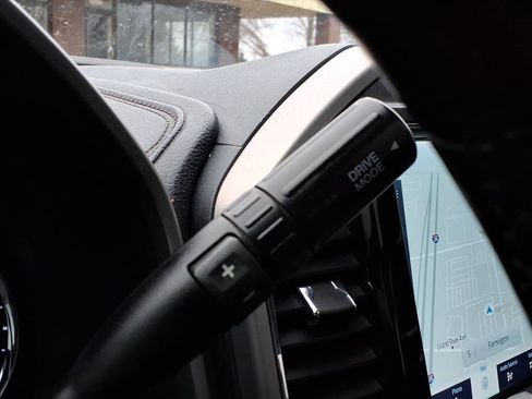 Used 2022 Ford F350 Platinum w/ Tremor Off-Road Package image 28