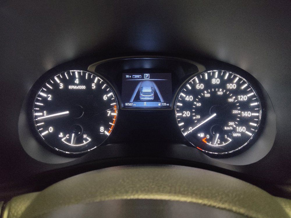 Used 2019 Nissan Pathfinder SV AWD/4WD image 23