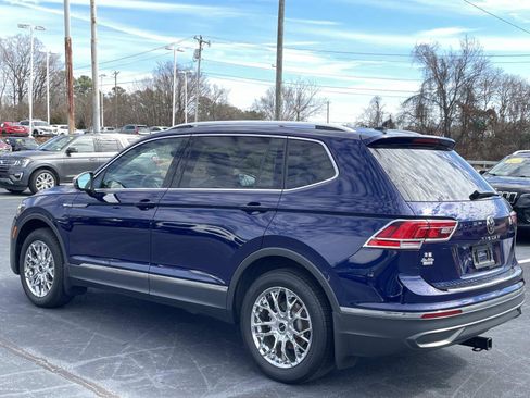 Used 2024 Volkswagen Tiguan SE image 5