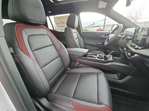 New 2026 Chevrolet Equinox RS w/ Safety and Technology Package FWD image 30