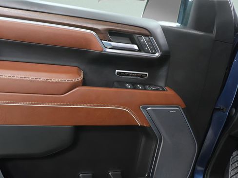 Used 2023 GMC Sierra 1500 Denali Ultimate image 23