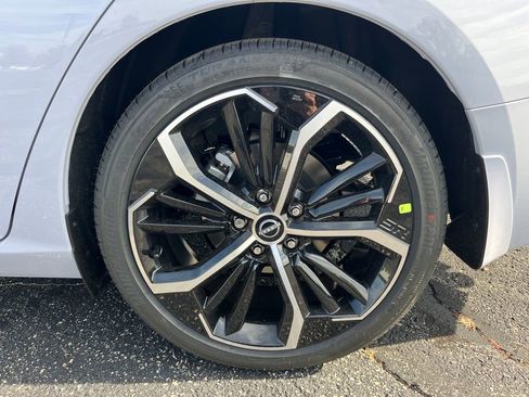 New 2025 Nissan Altima 2.5 SR w/ SR Premium Package image 10