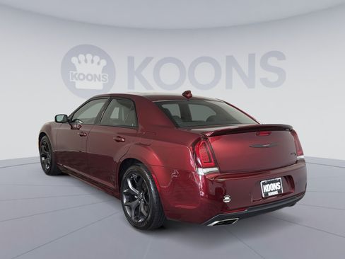 Used 2023 Chrysler 300 S w/ Comfort Group RWD image 4