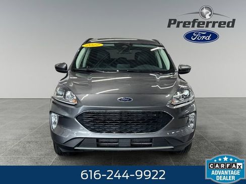 Used 2022 Ford Escape SEL image 11