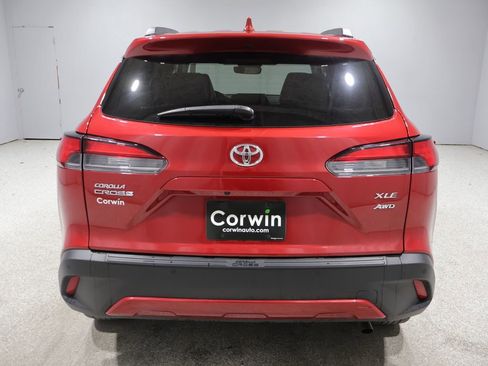 Used 2023 Toyota Corolla Cross XLE w/ Convenience Package AWD/4WD image 3
