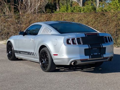 Used 2014 Ford Mustang V6 image 3
