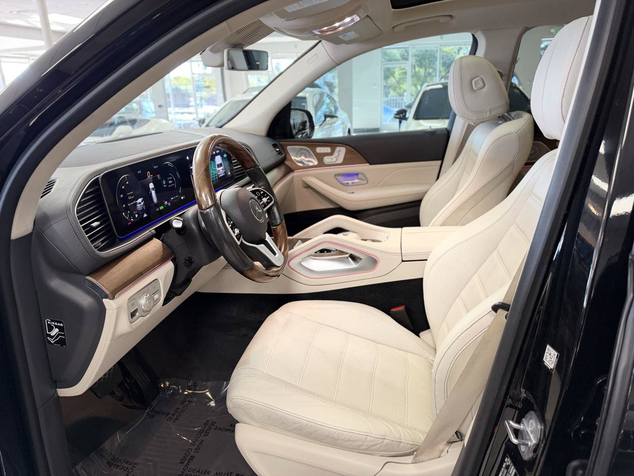 Used 2020 Mercedes-Benz GLS 450 4MATIC image 10